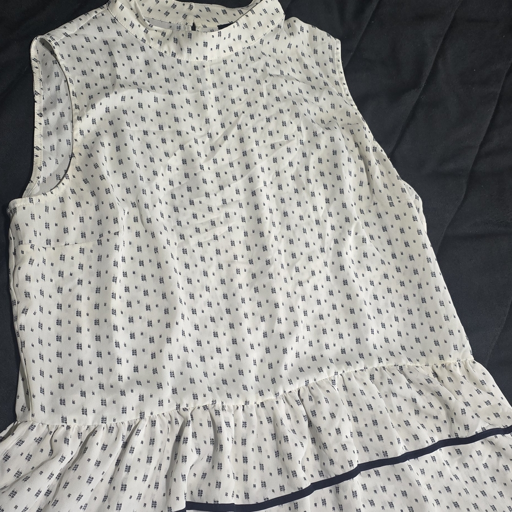 Ivanka Trump Sleeveless White and Black Blouse